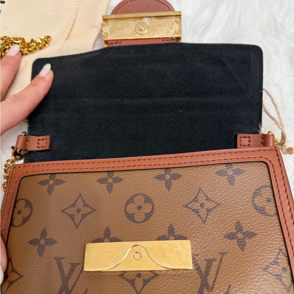 LOUIS VUITTON MONOGRAM DAUPHINE WALLET ON CHAIN BAG - Picture 14 of 14